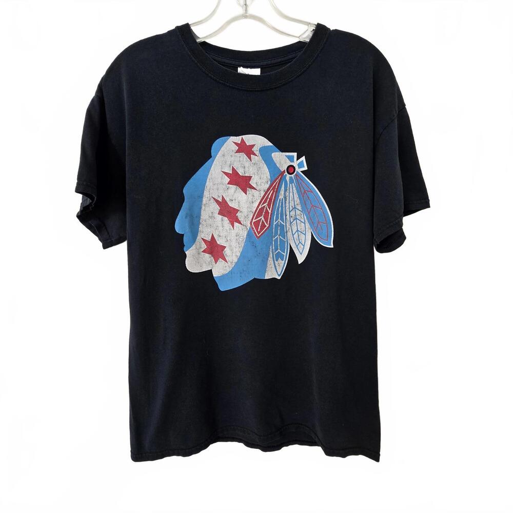 Gildan Black T-Shirt with Chicago Flag Design